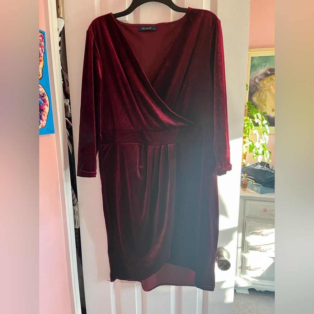 InsNova size XL faux wrap dress. Red, velvet, 3/4 sleeve.